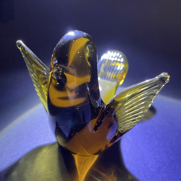 V. Nason & C.  Murano ptak jaskółka szklo szklana figurka bursztynowy