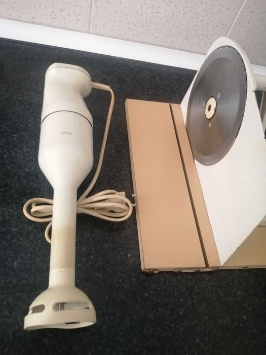 Máquina fiambreira e a varinha