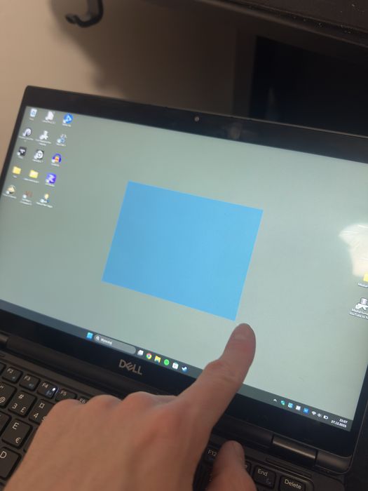 Laptop Dell Latitude 7390 2-in-1 Intel Core i5, 8gb Ram, dotykowy