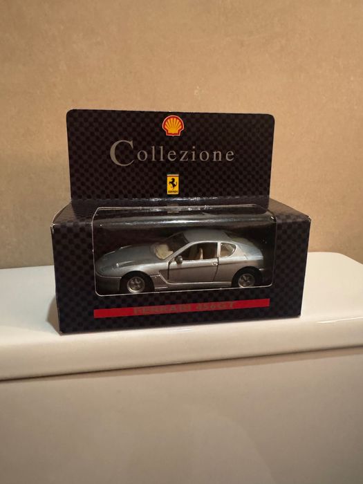 Ferrari 456 GT Cinzento