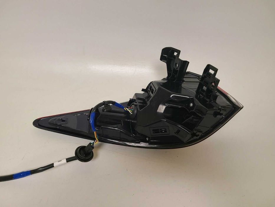 Задний левый, правый фонарь Lexus RX350 450h 2020-25 USA