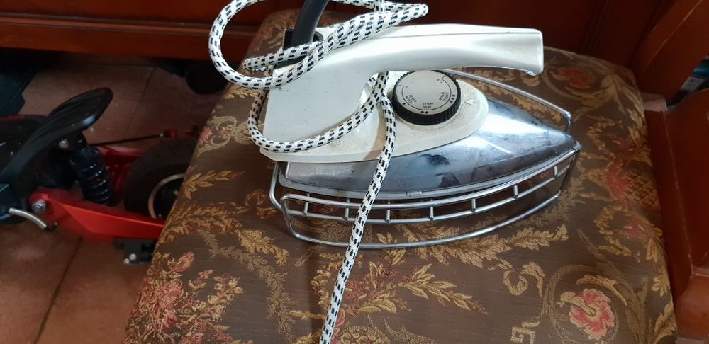 Sprzedm żelazko ręczne