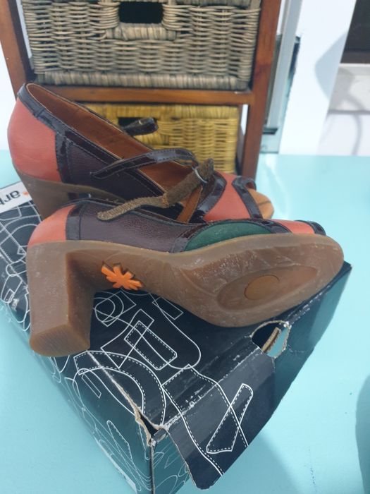 Sapatos art usados uma vez 36