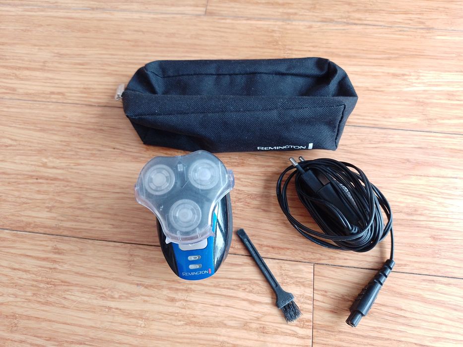 Golarka do golenia głowy na łyso Remington XR1400