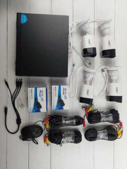 Охранная система на 4 камеры, комплект видеонаблюдения