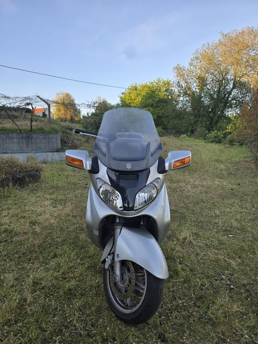 Burgan 650,2002,41.000km,moto rigorosamente impecável 2590€