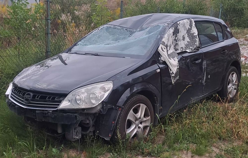 Opel  Astra 2012