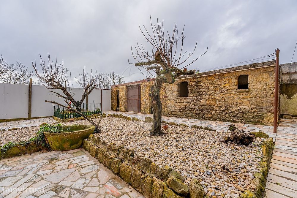 Moradia T6 para venda