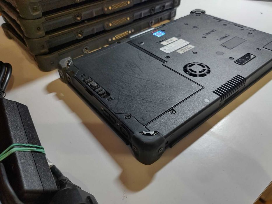 Durabook R11 H6   i5-8250U 8/128GB - Як Новий.