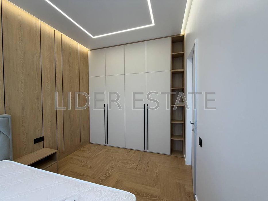 Продаж 2-кімнатної квартири в ЖК Uzh Towers | Слов'янська набережна, Ужгород