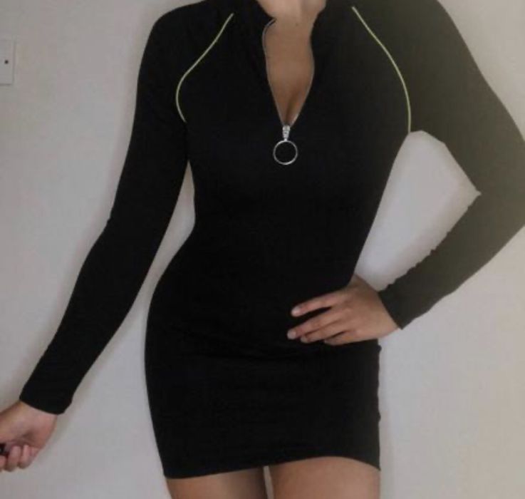 Платье H&M divided