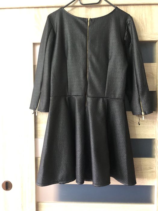 Sukienka rozmiar 40-42