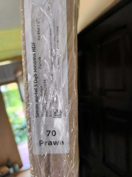 Sprzedam stalową bramę garażową oraz nowe drzwi wewnętrzne