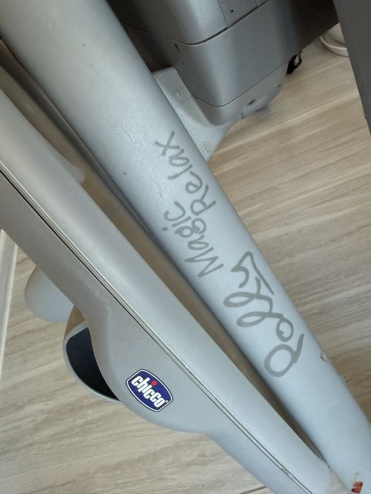 Дитячий стільчик Chicco