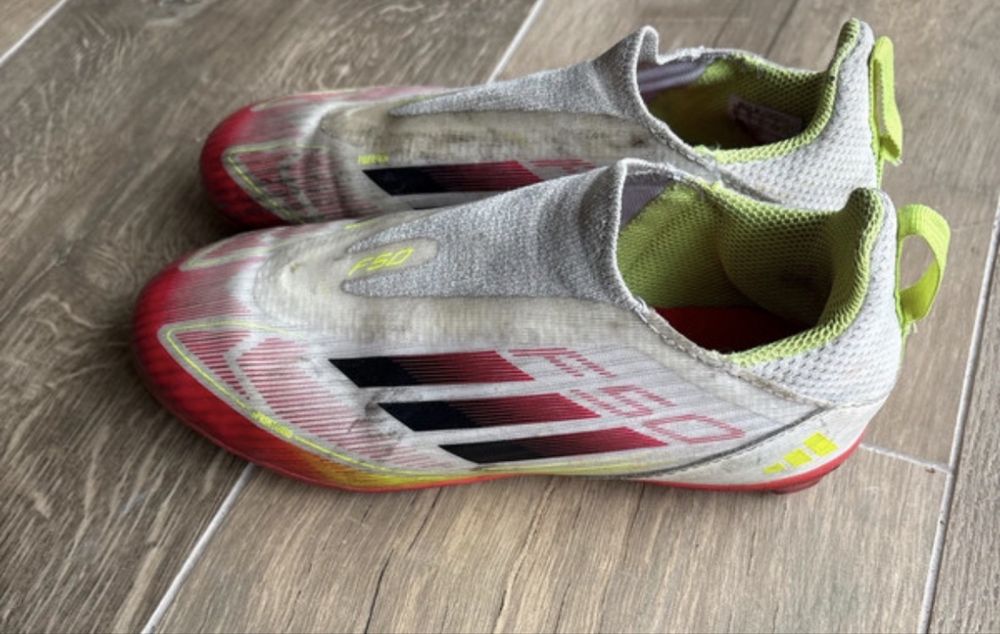 chuteiras adidas criança