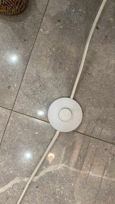 Piękna lampa stojąca