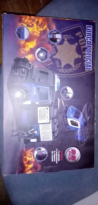 brinquedo força policial