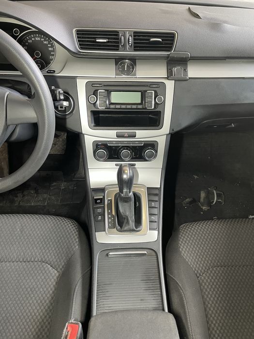 VW Passat B7 2.0 TDi 140CV p/ Peças