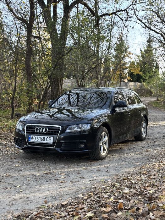 Продам Audi A4 B8