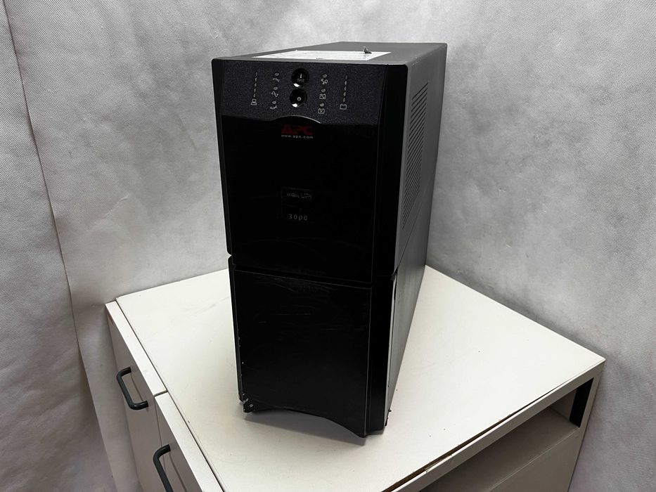 Zasilacz UPS APC SUA3000I 3000 VA 2700 W