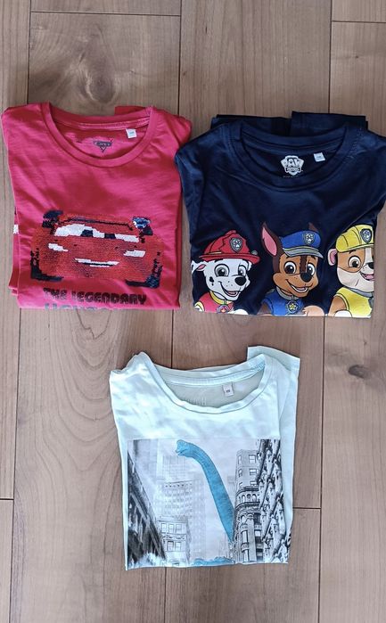 Lote 3 peças: 2 sweatshirts + 1 t-shirt