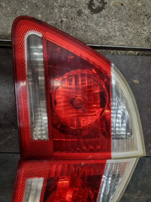 BMW E61 lampa tył lewa prawa w klapę przedlift lampy tylne