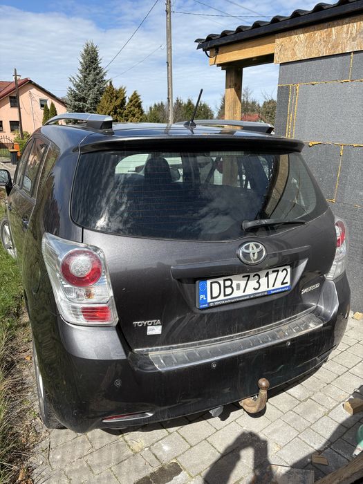 Toyota Verso minivan 2009 2.2 D-4D