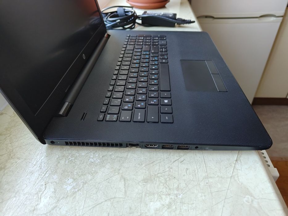 HP 17-ak017no AMD E2-9000E 2,0GHz 4Gb 120GB SSD Radeon R2 НОВА АКБ