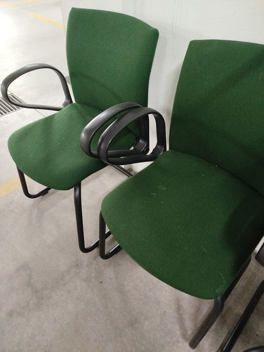 Vendo cadeiras em bom estado