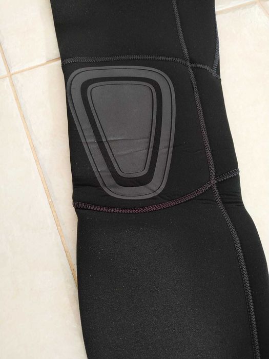 Fato de surf 4,3mm (novo)