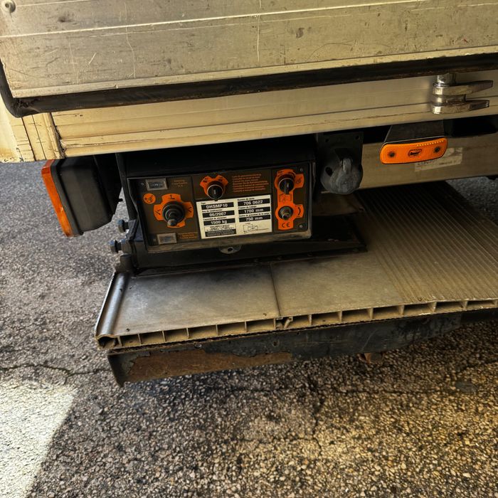 Iveco Euro Cargo em ótimo estado.