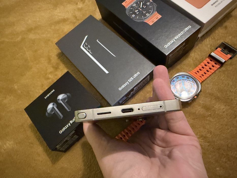 Samsung S25 Ultra 512GB + Watch Ultra + Buds Pro 3