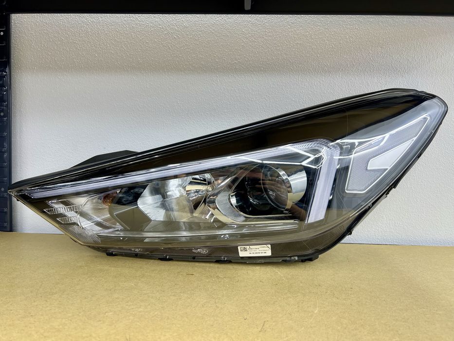 Lampa lewy przód Hyundai Tucson III 3 LIFT TL, zwykła soczewka z LED.