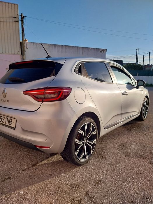 Renault Clio V  1.5 blue dci 2021
