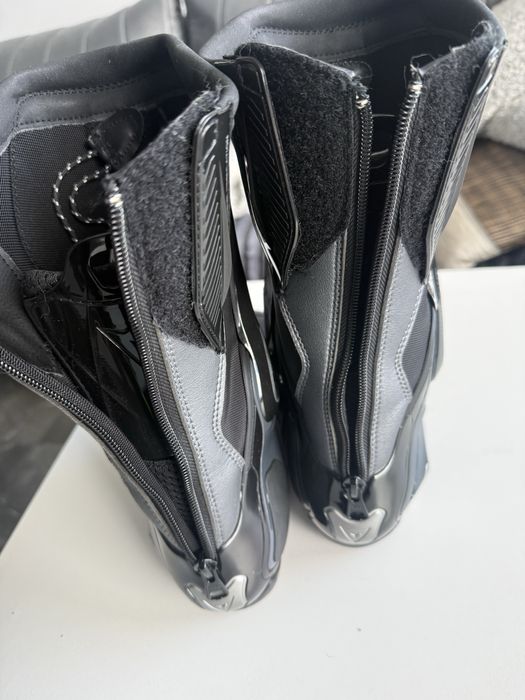 Sprzedam buty motocyklowe Dainese rozmiar 42