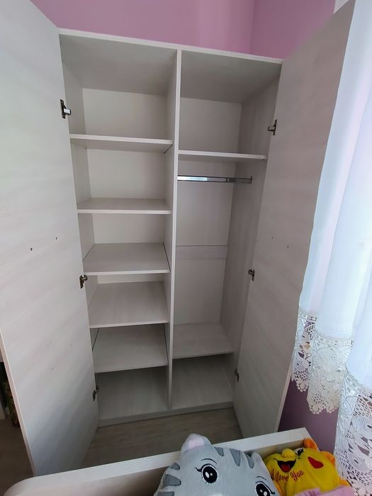 Szafa ubraniowa dwudrzwiowa, bardzo dobry stan