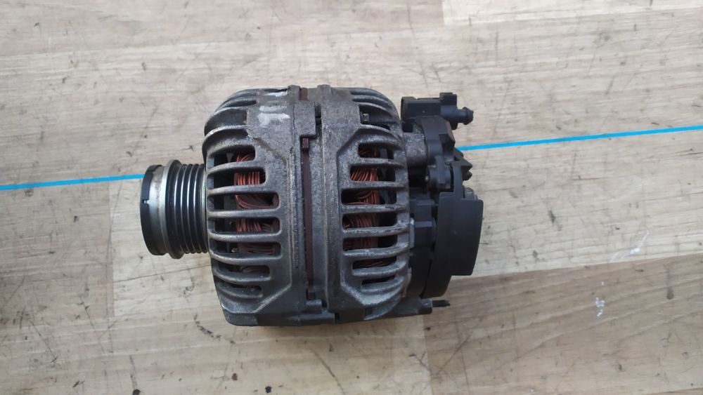 Генератор VW Passat B5 Audi A4 Skoda Superb 1.9 TDI