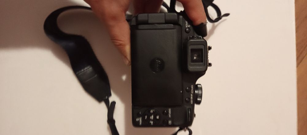 Цифровой фотоаппарат Leica V-lux 2