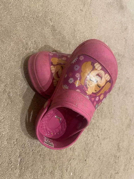 Klapki dziewczęce roz. 26