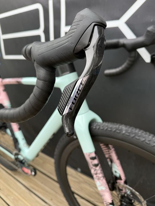 Scott addict gravel 10 / 2026