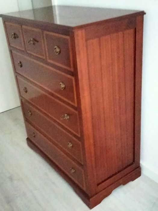 Comoda de quarto + 2 mesas de cabeceira