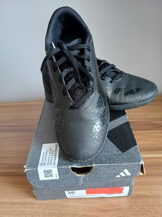 Halówki adidas predator rozm 36