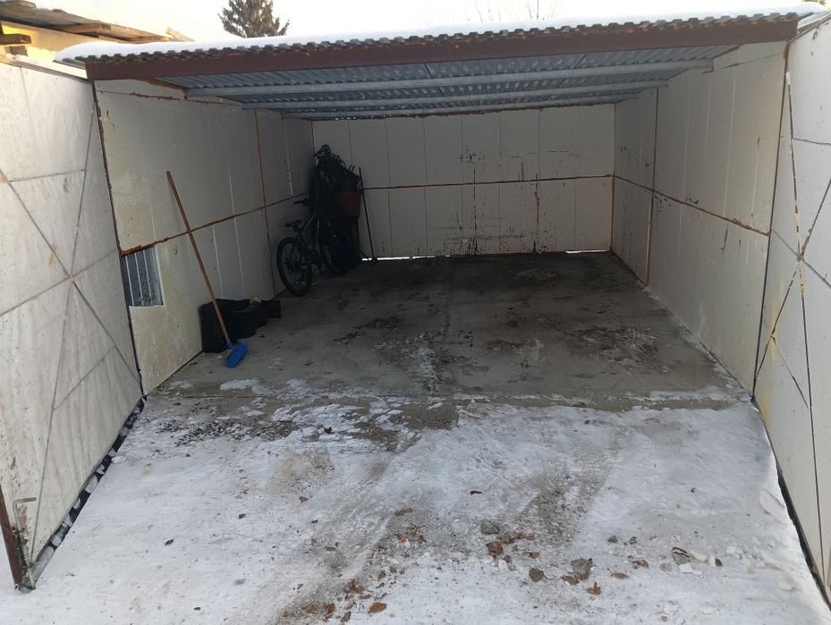 Garaż blaszany 4×5 metrów