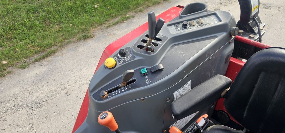 IsekiТрактор  Ісекі 90к.с.Iseki Т1454 Japan 2015рік