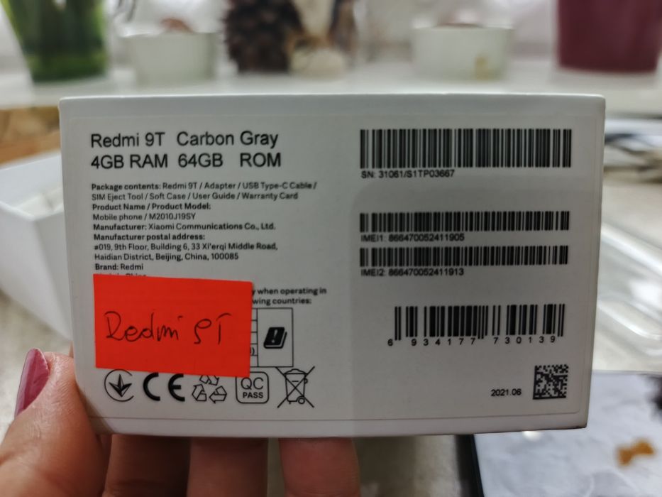 * Redmi 9T *64GB* + Etui*