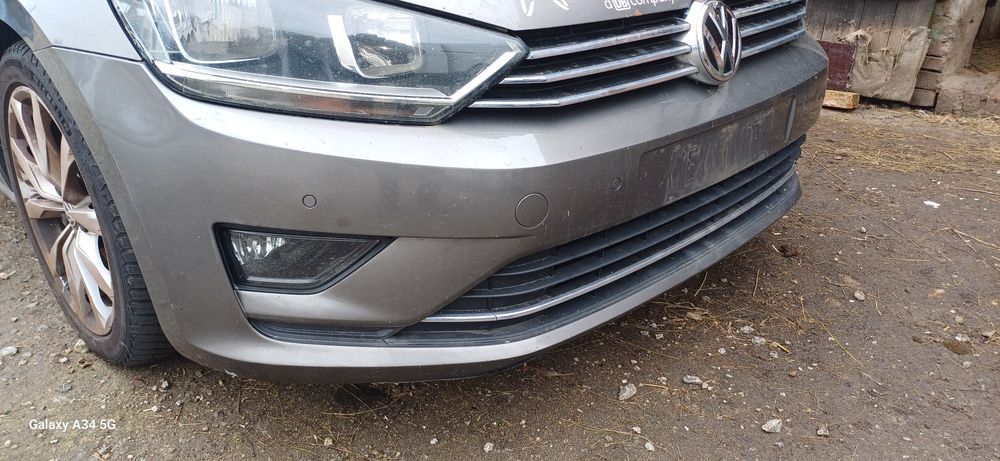 Drzwi prawe tylne  błotnik wolkswagen sportsvan LA7N