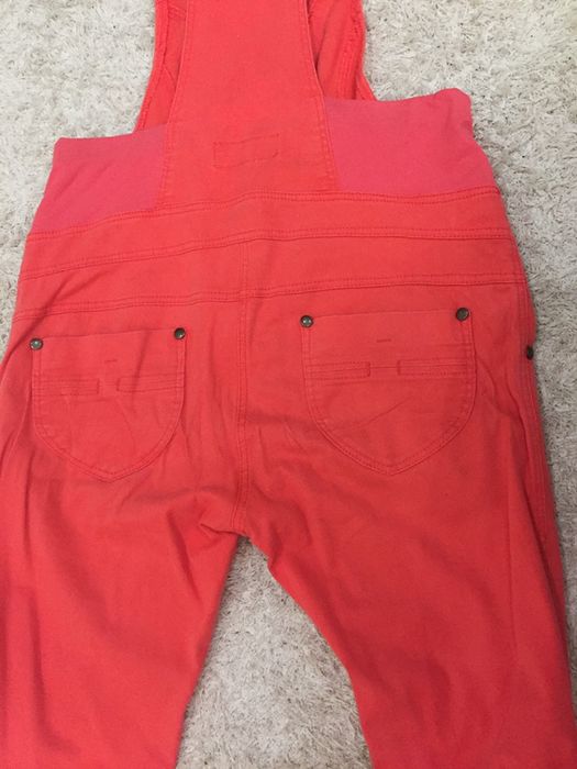 Комбінезон для вагітних.