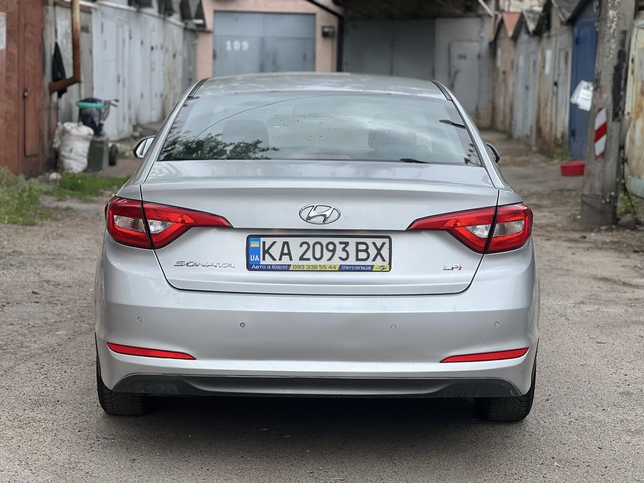 Hyundai Sonata 2016 VIN KMHE341DBHA304035 фото оголошення 5 з 17