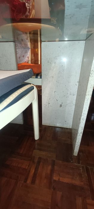 Mesa de jantar em vidro + 6 cadeiras