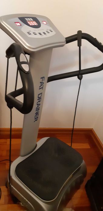 Maquina vibratória FAT DRAINER para bem estar físico
